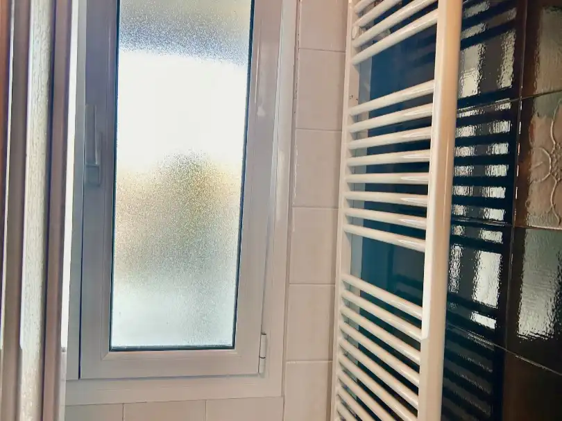 Flat for sale in Alameda Ayuntamiento, 17, Colindres Bathroom of Flat for sale in Colindres with Balcony