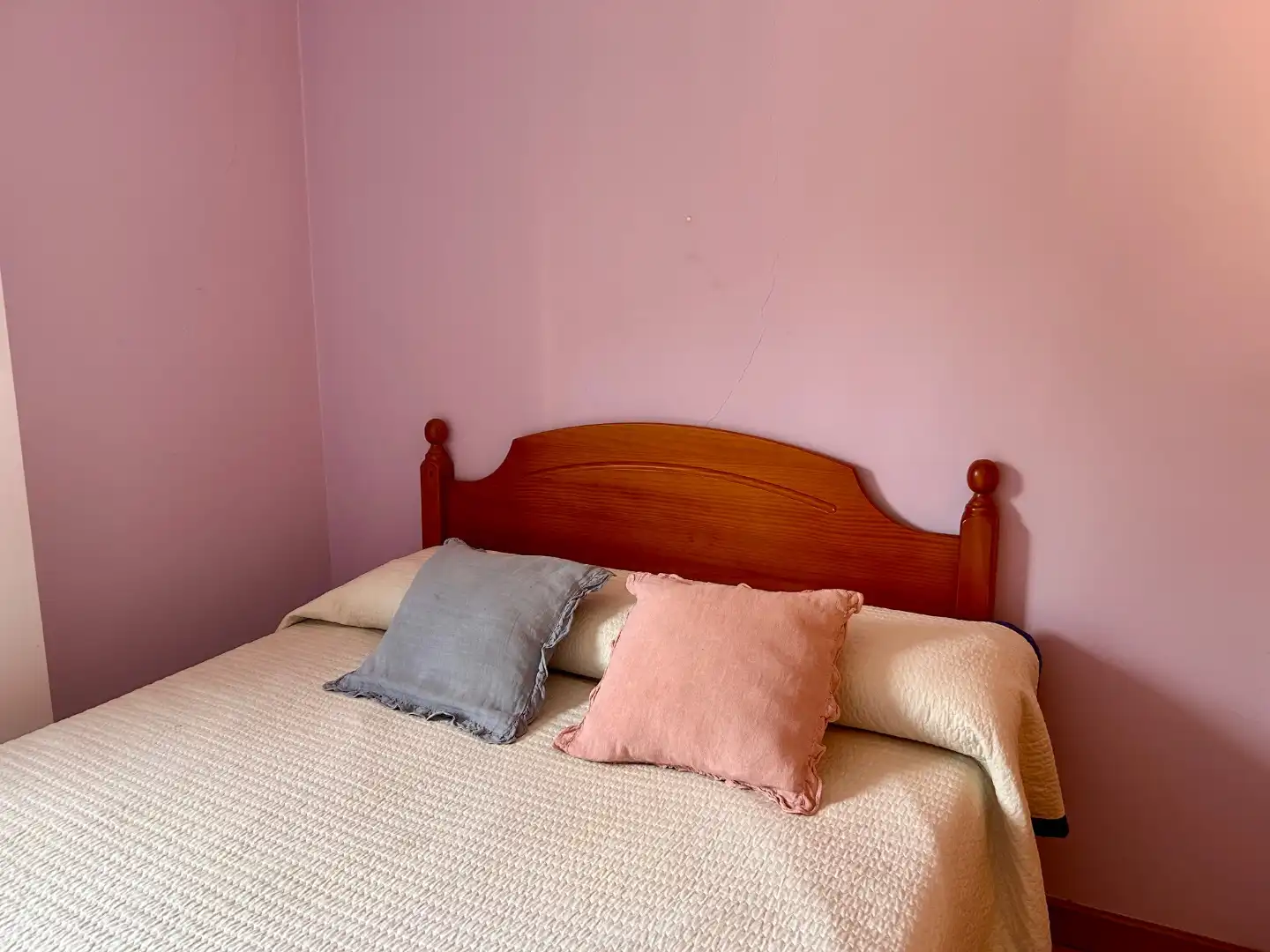 Flat for sale in Alameda Ayuntamiento, 17, Colindres Bedroom of Flat for sale in Colindres with Balcony