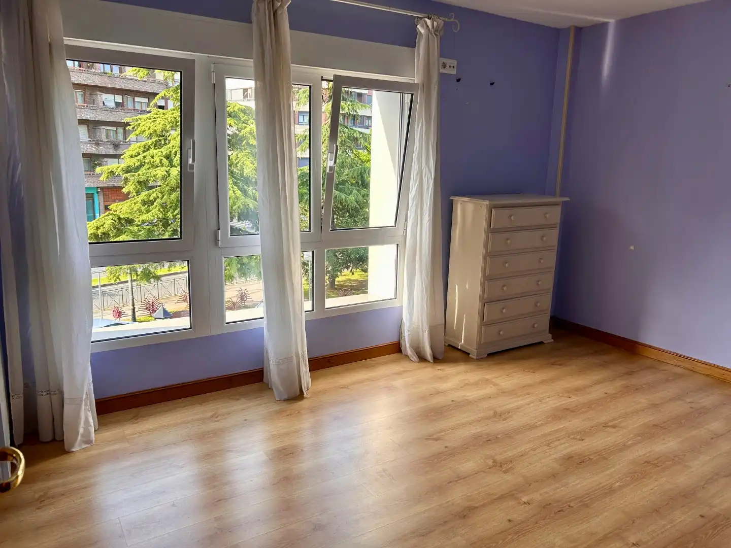 Flat for sale in Alameda Ayuntamiento, 17, Colindres Bedroom of Flat for sale in Colindres with Balcony