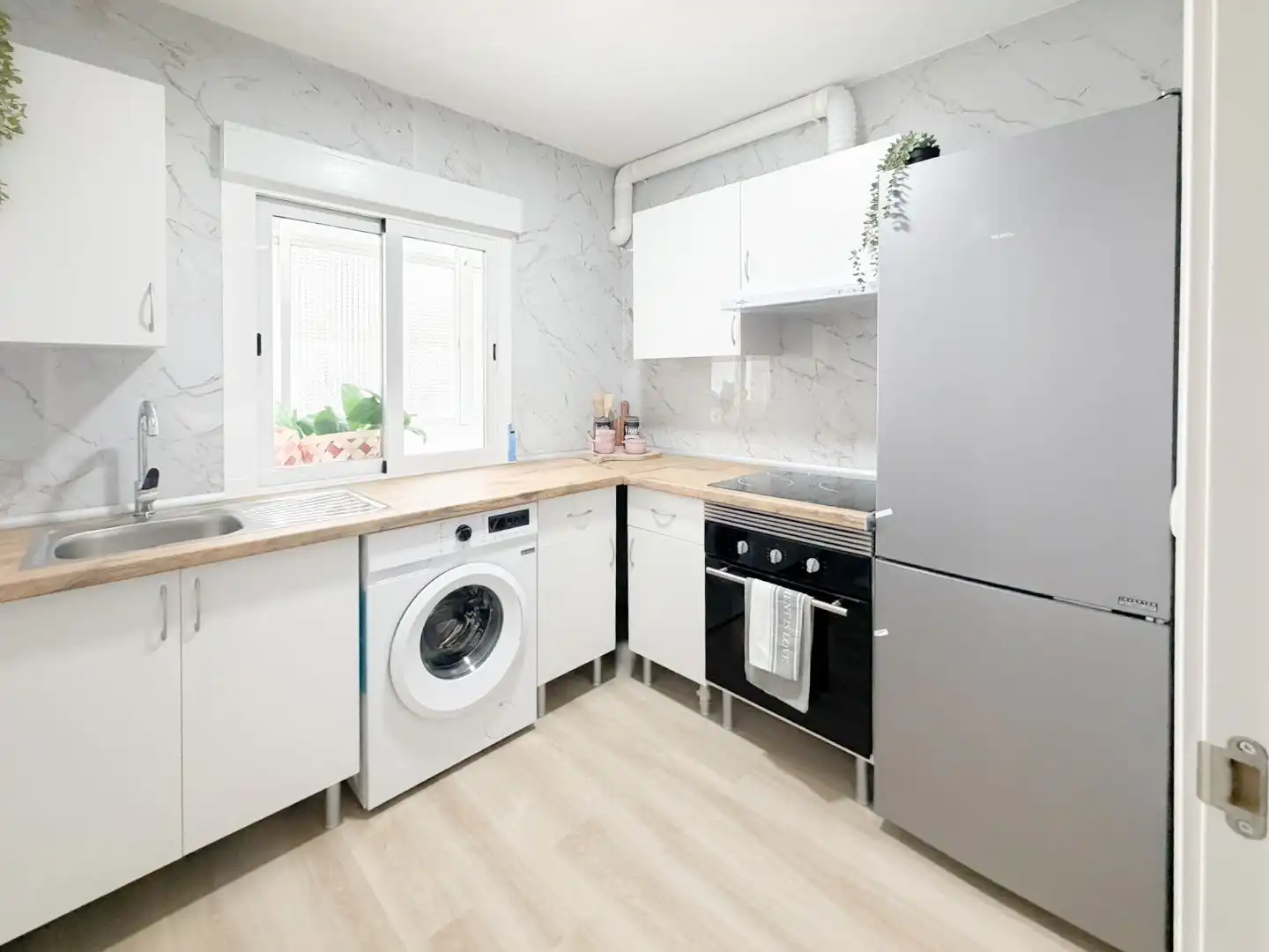 Piso en venta en Calle Fuenlabrada, 27, Casco Antiguo Cocina de Piso en venta en Alcorcón con Terraza