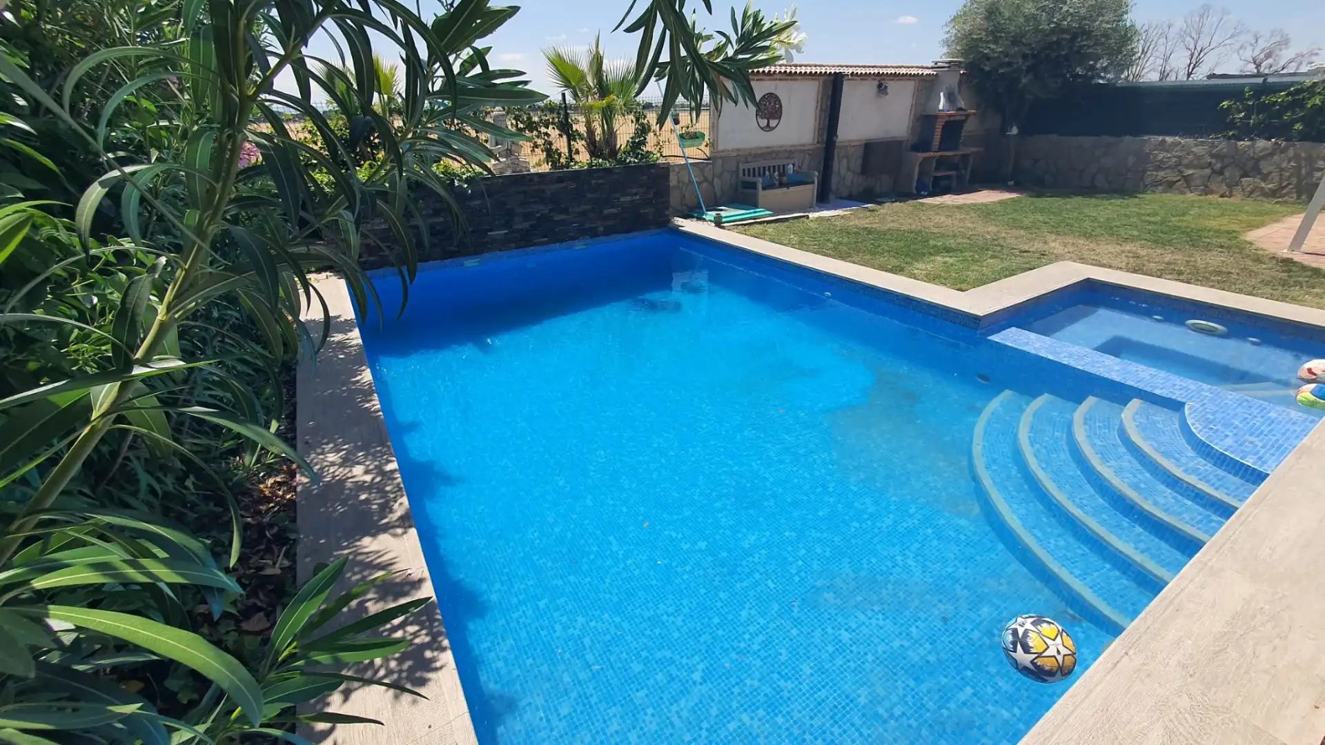 Pis en venda a Avenida Aragoneses, Barcience Piscina de Pis en venda en Barcience amb Jardí privat i Piscina