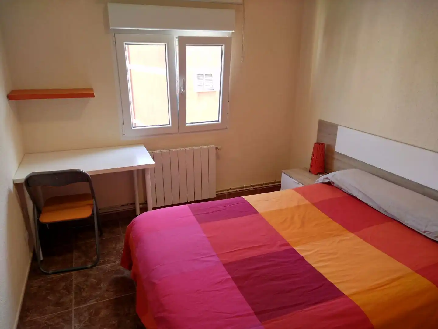 Piso de alquiler en Grupo Los Pinares, 4a, Los Castros Habitación de Piso de alquiler en Santander