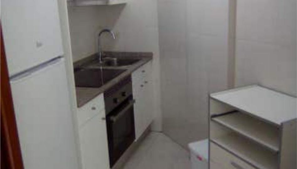 Apartamento de alquiler en San Roque - As Fontiñas, Lugo Capital - imagen 1 Foto 1 de Apartamento de alquiler en San Roque - As Fontiñas, Lugo Capital