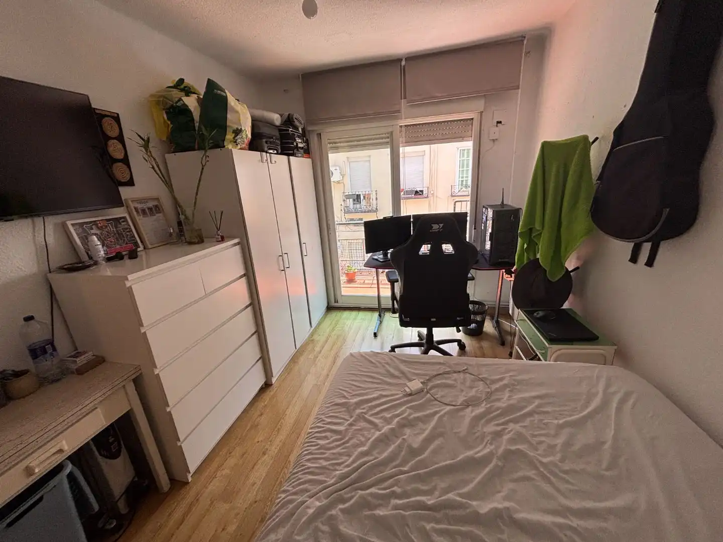 Bedroom of Flat for sale in Madrid  with Terrace and Balcony