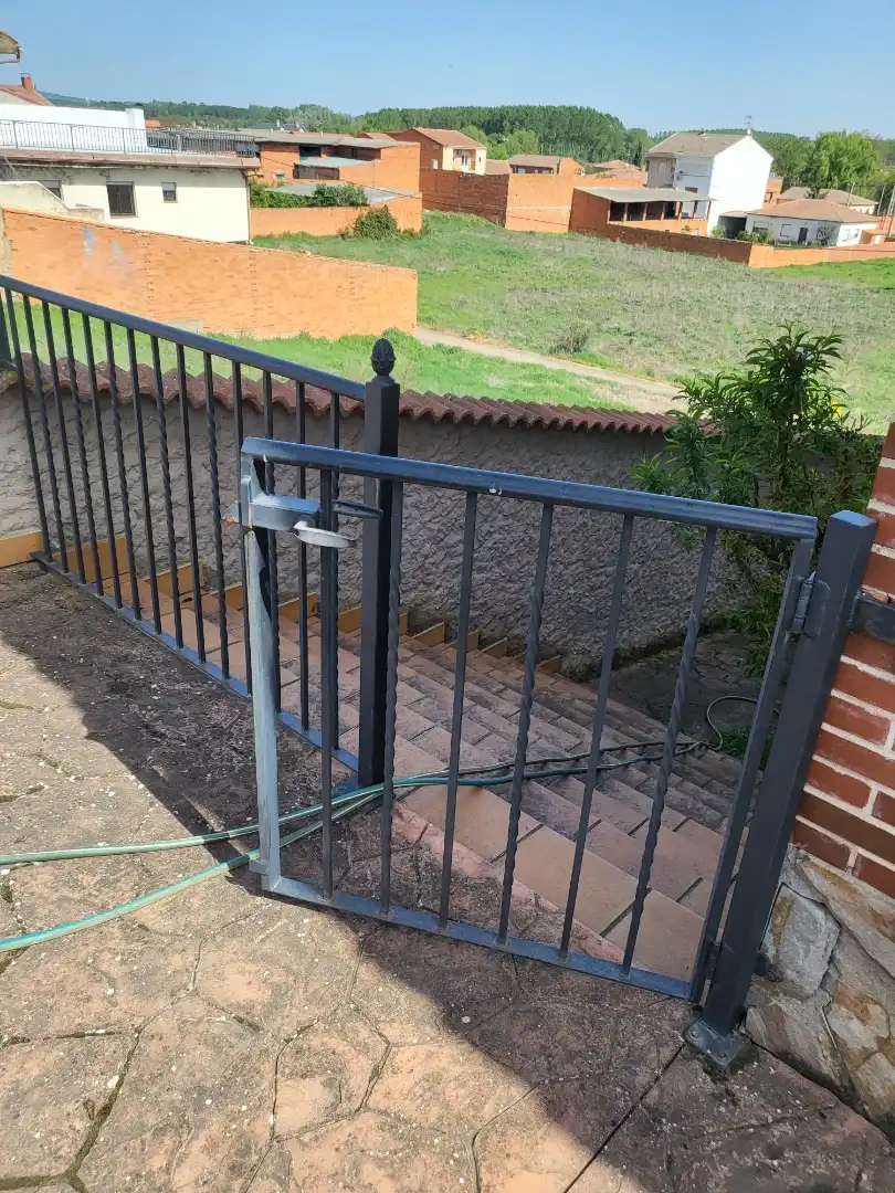 Casa o xalet en venda a Calle Fuencarral, 38, Morales de Rey Terrassa de Casa o xalet en venda en Morales de Rey amb Calefacció, Terrassa i Traster