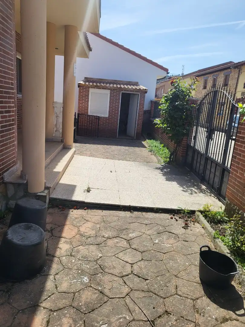Casa o xalet en venda a Calle Fuencarral, 38, Morales de Rey Aparcament de Casa o xalet en venda en Morales de Rey amb Calefacció, Terrassa i Traster