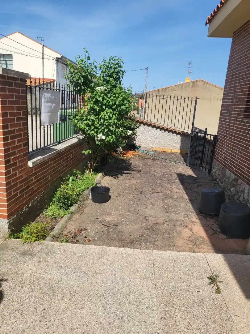 Casa o xalet en venda a Calle Fuencarral, 38, Morales de Rey Aparcament de Casa o xalet en venda en Morales de Rey amb Calefacció, Terrassa i Traster