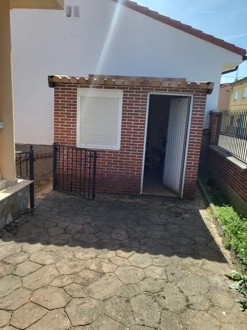Casa o xalet en venda a Calle Fuencarral, 38, Morales de Rey Terrassa de Casa o xalet en venda en Morales de Rey amb Calefacció, Terrassa i Traster