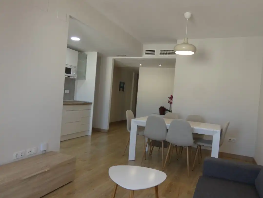 Flat for rent in Carrer Mare de Déu de la Mercè, 26, Centro Dining room of Flat for rent in Mutxamel with Air Conditioner, Parquet flooring and Storage room