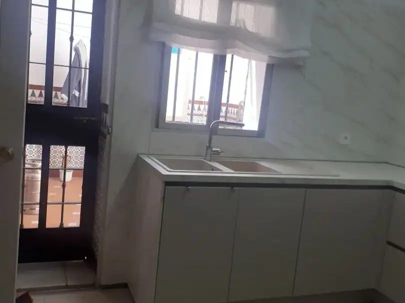 Casa adosada en venda a Calle del Islam, 35, Huerta de la Reina - Trassierra Cuina de Casa adosada en venda en Córdoba amb Aire condicionat