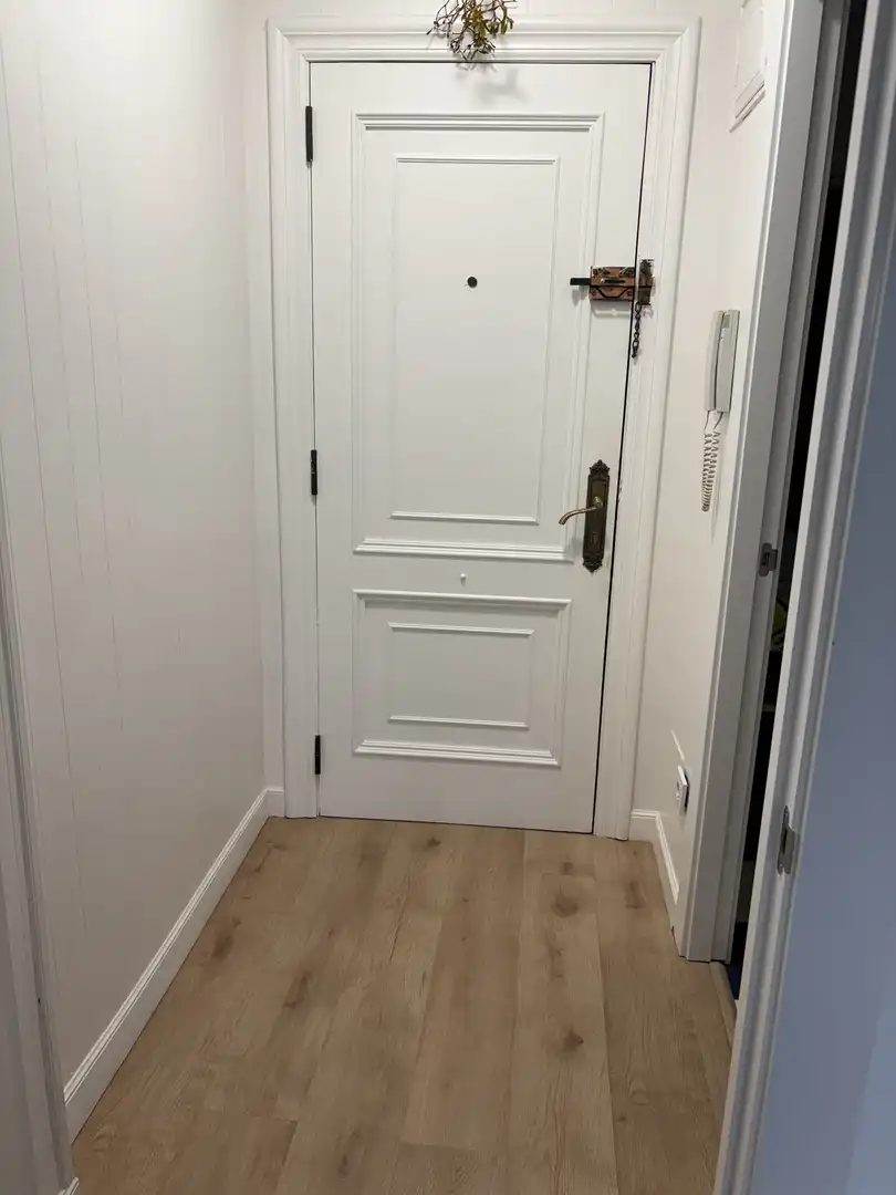 Flat for sale in Calle Mártires, 14, Inmobiliaria - Barreda Flat for sale in Torrelavega with Balcony