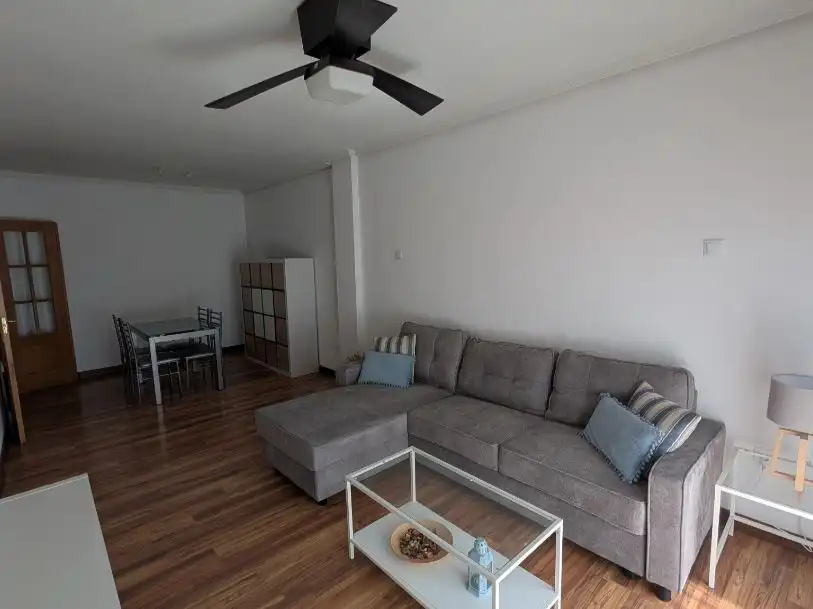Piso de alquiler en Santiago el Mayor Sala de estar de Piso de alquiler en Murcia con Aire acondicionado, Parquet y Terraza