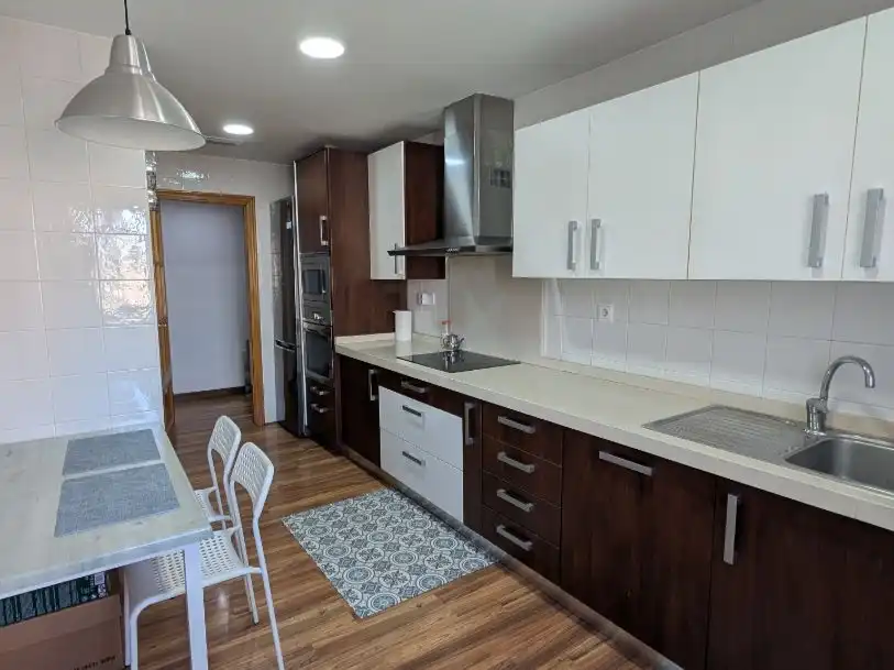 Piso de alquiler en Santiago el Mayor Cocina de Piso de alquiler en Murcia con Aire acondicionado, Parquet y Terraza