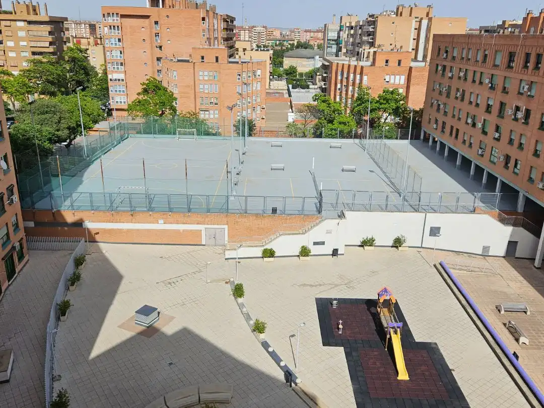 Pis en venda a Calle Poeta Jorge Manrique, 1, Grancasa Terrassa de Pis en venda en Zaragoza Capital amb Aire condicionat