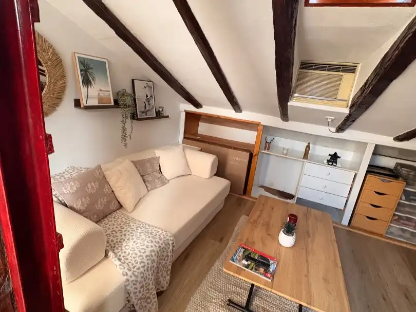 Flat for rent in Calle de Ramón Serrano, 24, Vista Alegre Living room of Flat for rent in Madrid with Air Conditioner, Terrace and Furnished
