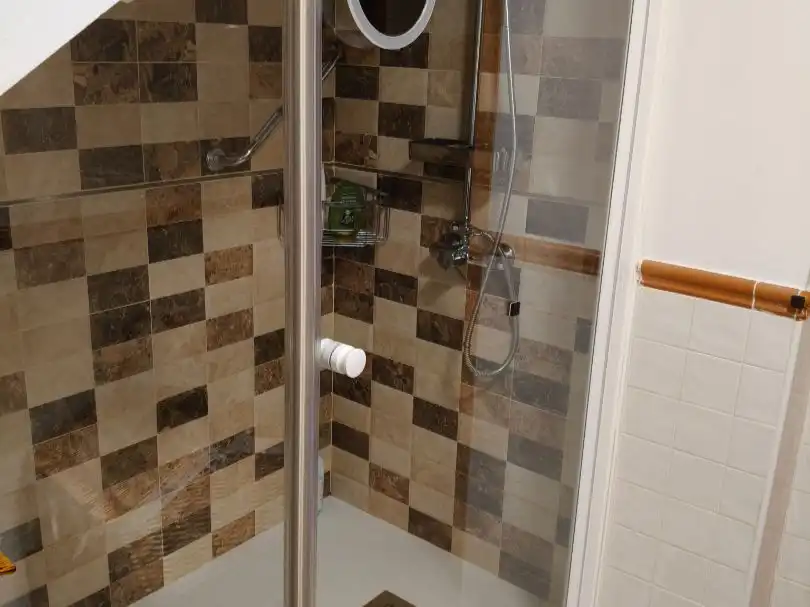 Flat for sale in La Montaña - El Cortijo Bathroom of Flat for sale in Aranjuez with Air Conditioner, Heating and Private garden