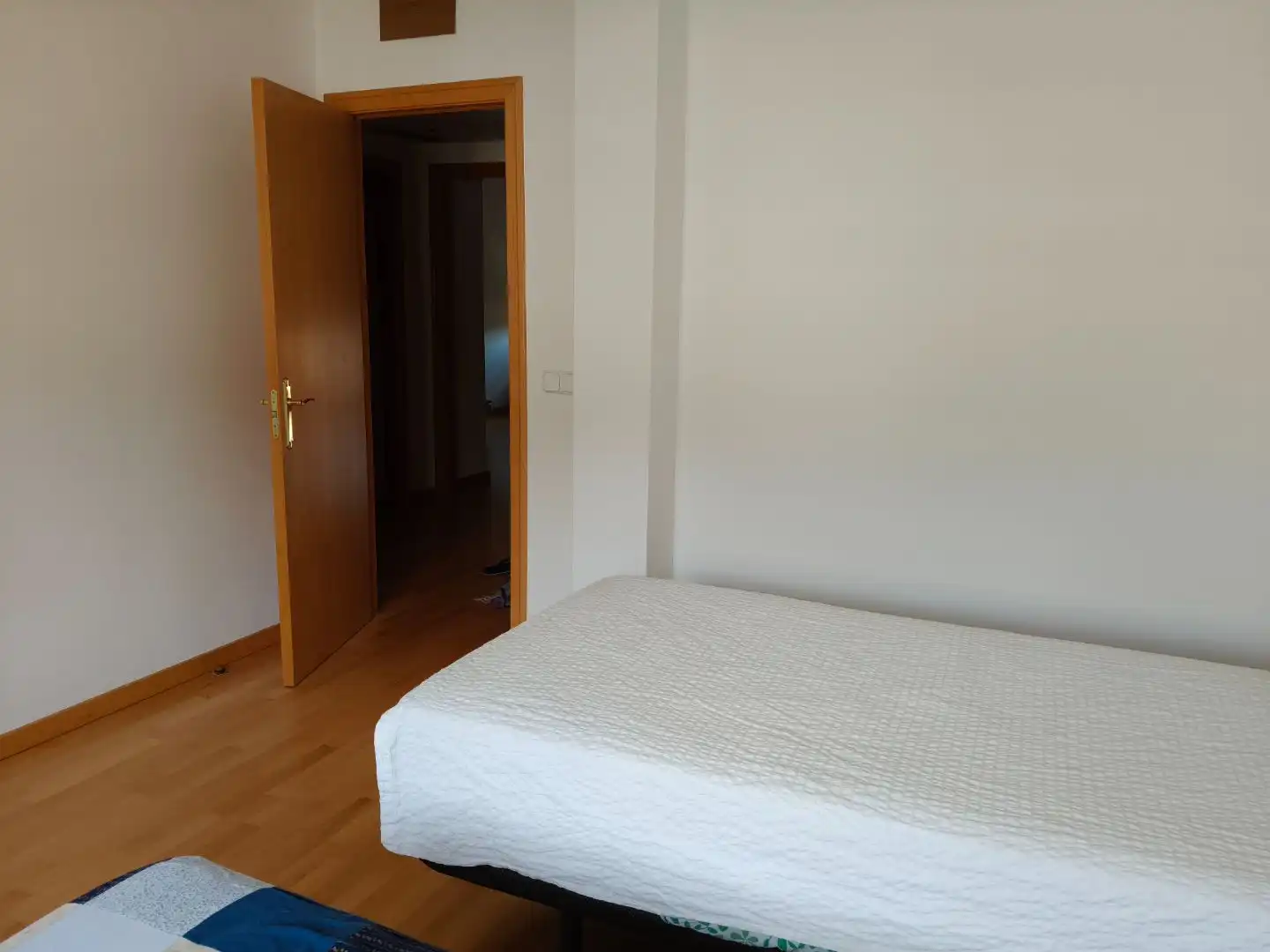 Flat for sale in La Montaña - El Cortijo Bedroom of Flat for sale in Aranjuez with Air Conditioner, Heating and Private garden
