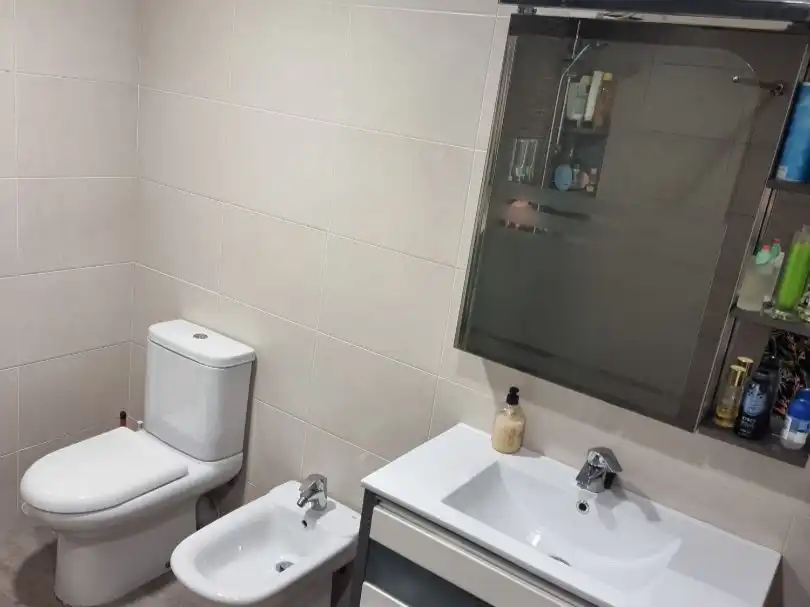 Pis en venda a Carrer Josep Trueta, 3, Blanes Bany de Pis en venda en Blanes amb Balcó