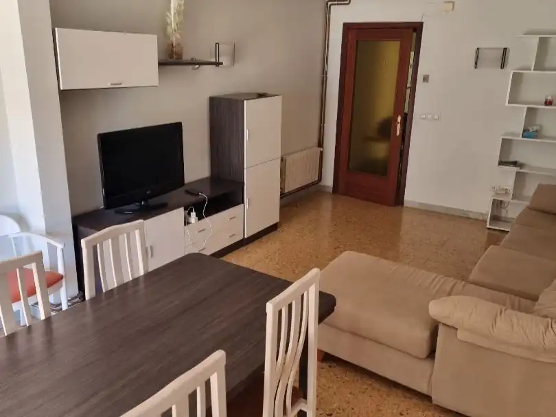 Pis en venda a Carrer Josep Trueta, 3, Blanes Sala d'estar de Pis en venda en Blanes amb Balcó