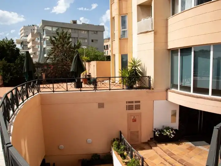 Apartments for rent in Avinguda de Gabriel Roca, 45, Porto Pi Terrace of Apartments for rent in Palma de Mallorca with Air Conditioner, Terrace and Swimming Pool