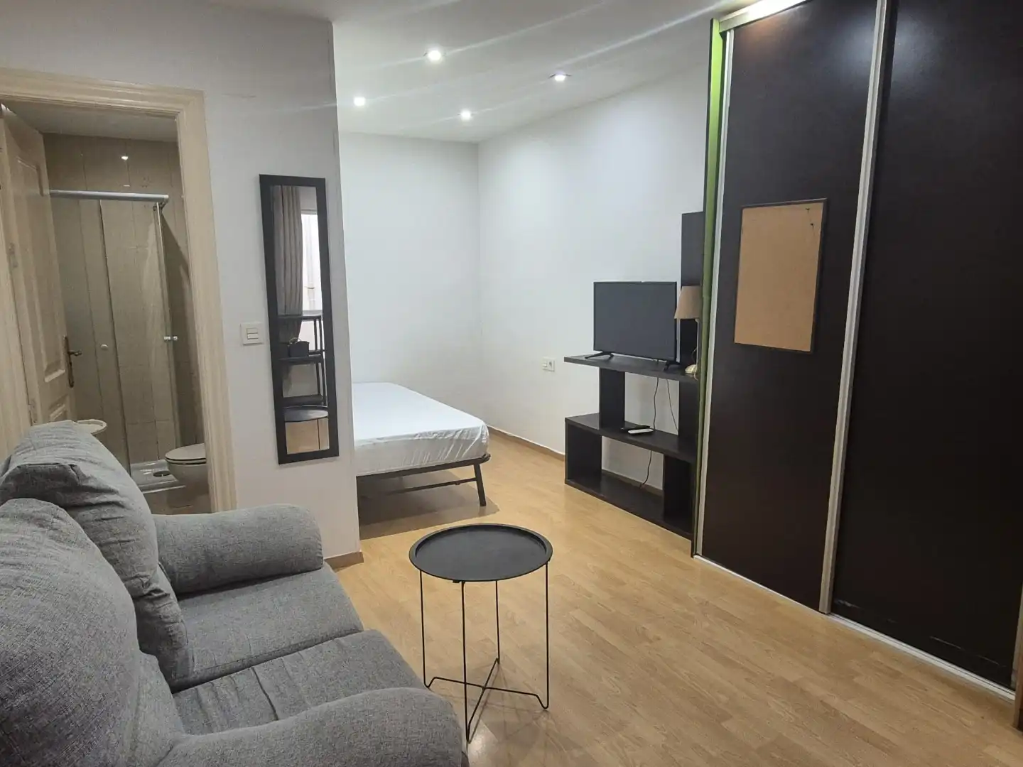 Estudio de alquiler en Calle Misericordia, 14, Centro - Sagrario Estudio de alquiler en Calle Misericordia, 14, Centro - Sagrario