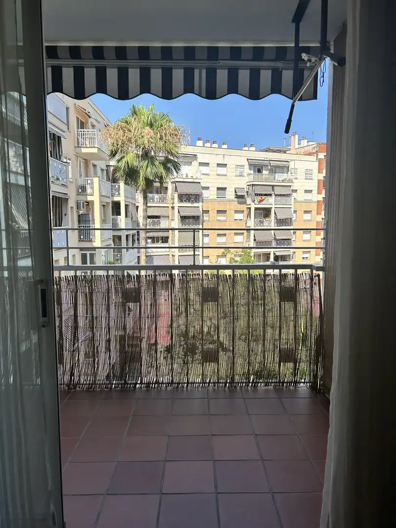 Flat for sale in Passeig de la Zona Franca, 172, La Marina del Port Exterior view of Flat for sale in Barcelona Capital with Air Conditioner and Balcony
