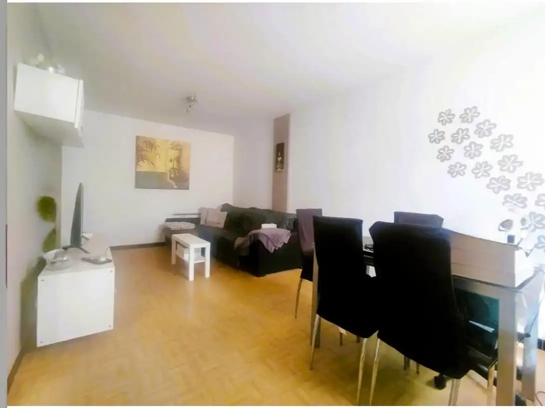 Dúplex en venta en Calle Nuestra Señora de la Cabeza, 52, El Goro - Ojos de Garza Sala de estar de Dúplex en venta en Telde con Trastero y Parking comunitario