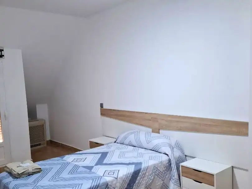 Habitación en Calle Esperanza, 27, La Guija Habitación de Dúplex para compartir en Ciudad Real con Aire acondicionado, Calefacción y Amueblado