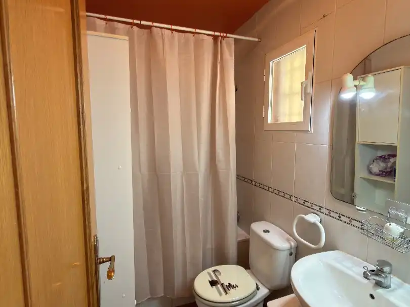Casa o chalet en venta en Calle Manuel Cubedo, 13, El Grao Baño de Casa o chalet en venta en Castellón de la Plana / Castelló de la Plana con Aire acondicionado, Calefacción y Terraza