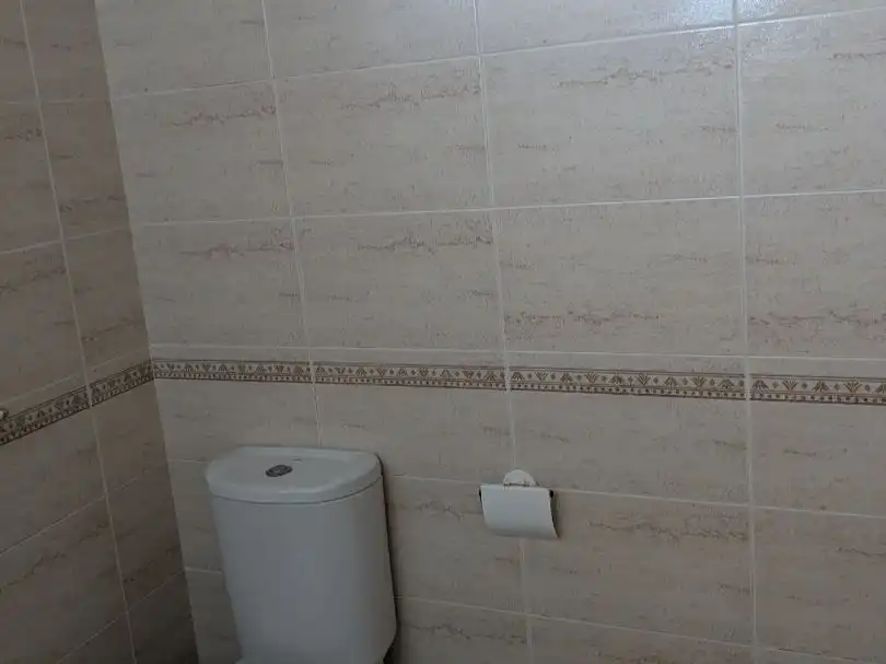 Pis en venda a Calle Vereda del Esquileo, 25, Hervencias Altas - El Pinar Bany de Pis en venda en Ávila amb Calefacció, Terrassa i Traster