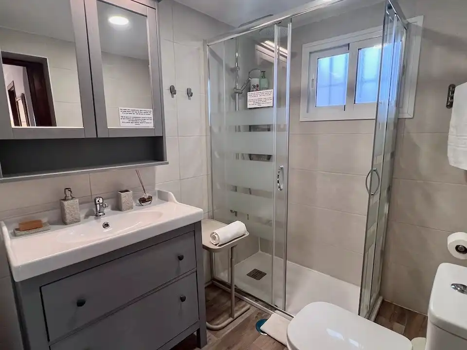 Flat for sale in Calle San Sebastián, 34, Mijas pueblo Bathroom of Flat for sale in Mijas with Air Conditioner and Terrace
