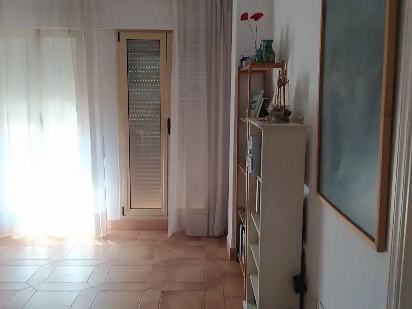 Wohnung zur Miete in Rota mit Klimaanlage, Heizung und Möbliert