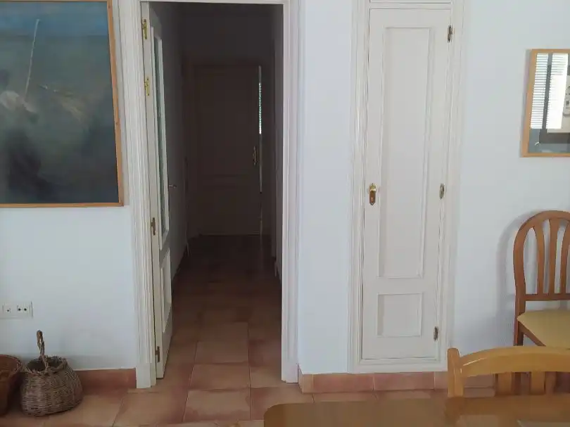 Wohnung zur Miete in Rota mit Klimaanlage, Heizung und Möbliert