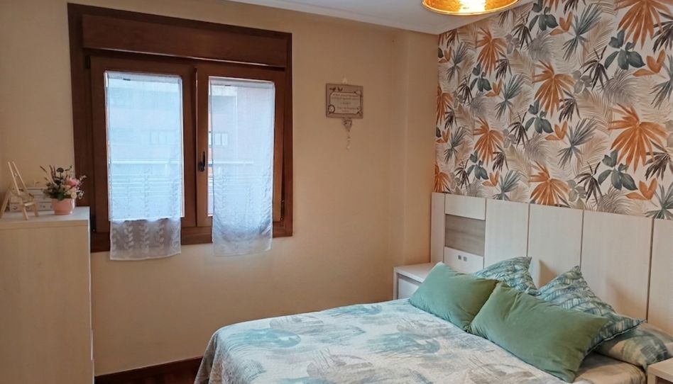Piso en venta en Avenida Fernández Balsera, 32, Centro, Avilés - imagen 1 Foto 1 de Piso en venta en Avenida Fernández Balsera, 32, Centro, Avilés