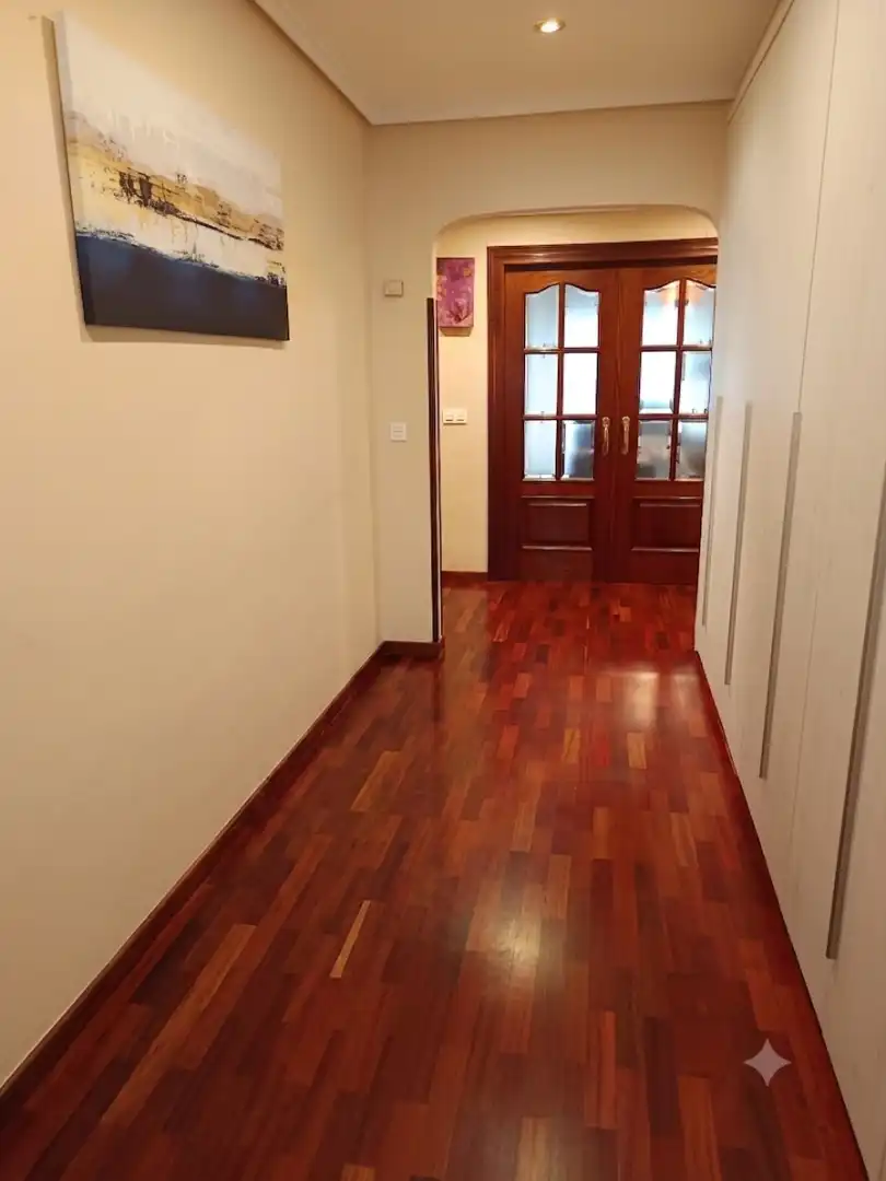 Piso en venta en Avenida Fernández Balsera, 32, Centro Piso en venta en Avilés con Calefacción, Parquet y Trastero