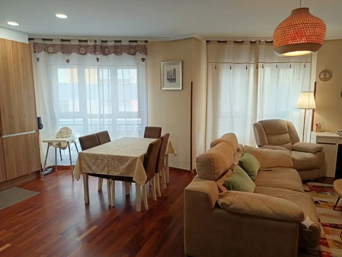Piso en venta en Avenida Fernández Balsera, 32, Centro Comedor de Piso en venta en Avilés con Calefacción, Parquet y Trastero