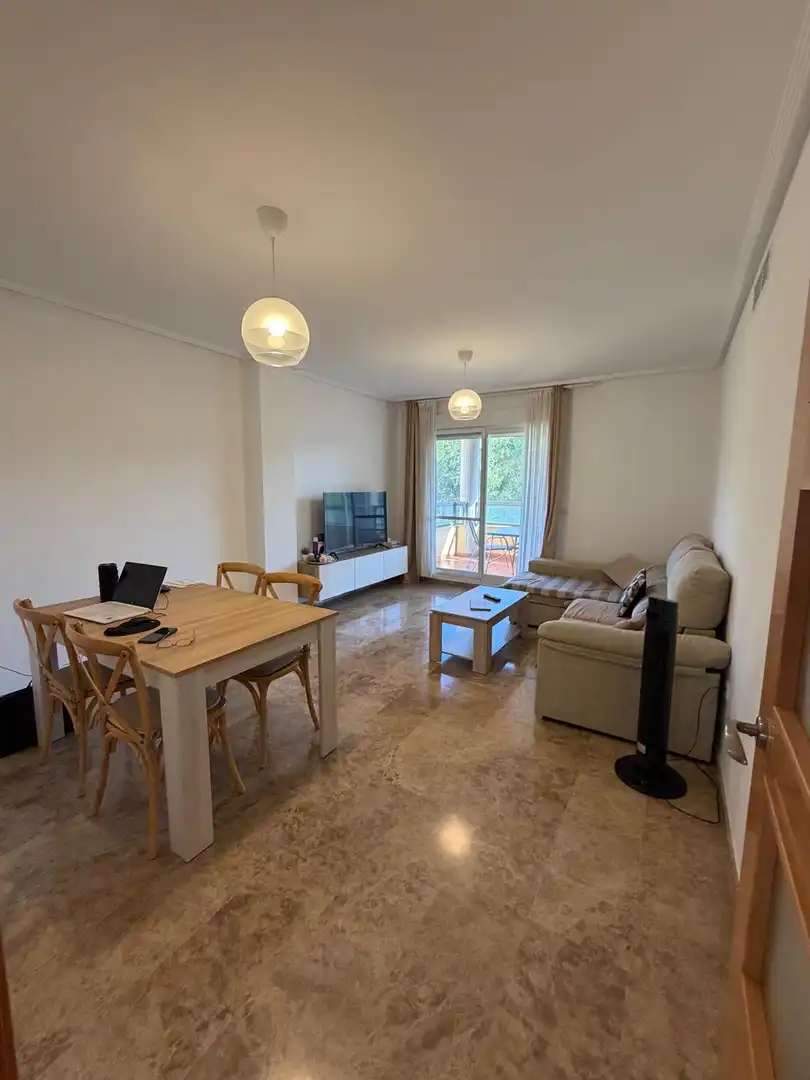 Pis de lloguer a Calle Garden Golf, 4, Altorreal - El Chorrico Sala d'estar de Pis de lloguer en Molina de Segura amb Aire condicionat, Jardí privat i Terrassa