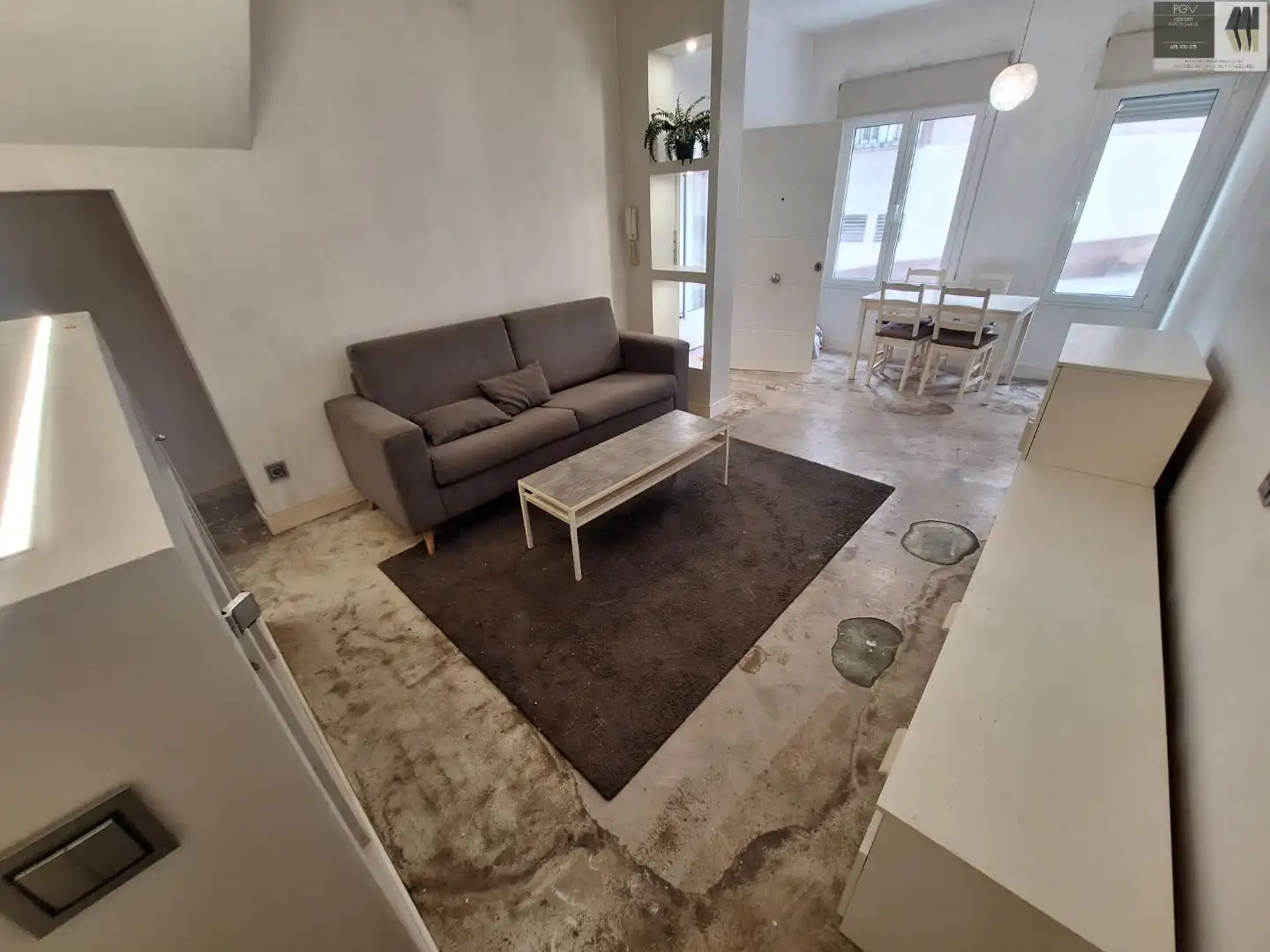 Piso en venta en Rúa Atocha Alta, 26, Monte Alto - Zalaeta - Atocha Sala de estar de Piso en venta en A Coruña Capital con Jardín privado, Terraza y Amueblado