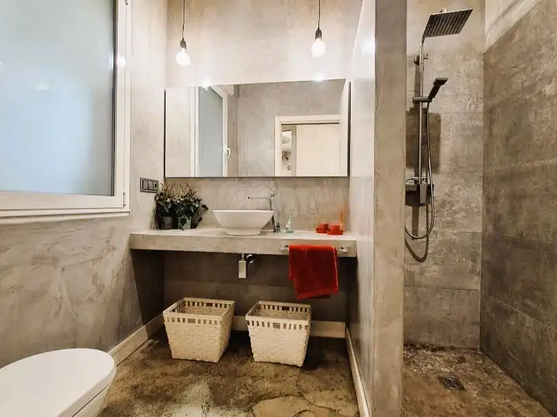 Piso en venta en Rúa Atocha Alta, 26, Monte Alto - Zalaeta - Atocha Baño de Piso en venta en A Coruña Capital con Jardín privado, Terraza y Amueblado