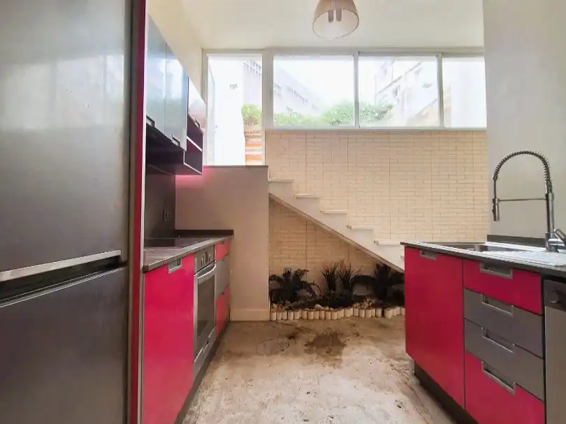 Piso en venta en Rúa Atocha Alta, 26, Monte Alto - Zalaeta - Atocha Cocina de Piso en venta en A Coruña Capital con Jardín privado, Terraza y Amueblado