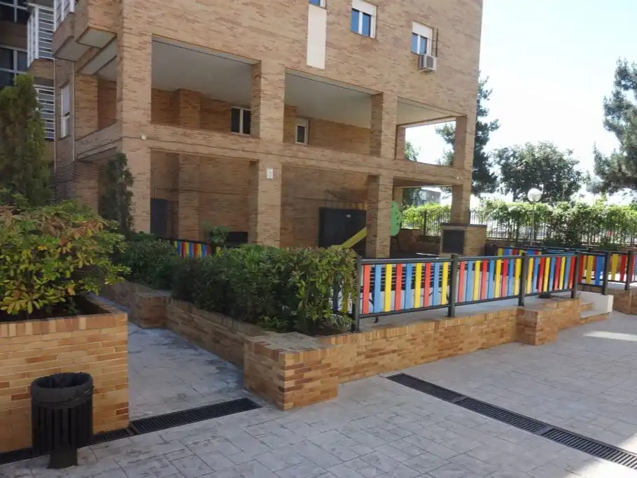 Pis de lloguer a Calle del Rio, 45, Fresnos I y II Terrassa de Pis de lloguer en Torrejón de Ardoz amb Aire condicionat, Calefacció i Piscina