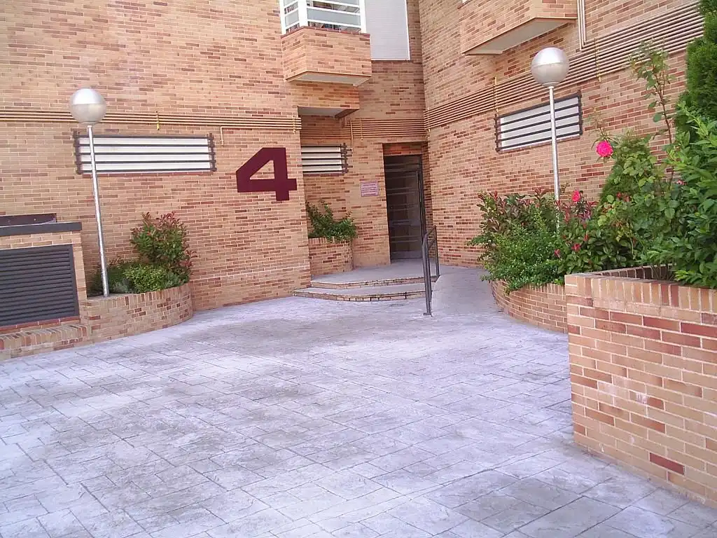 Pis de lloguer a Calle del Rio, 45, Fresnos I y II Aparcament de Pis de lloguer en Torrejón de Ardoz amb Aire condicionat, Calefacció i Piscina