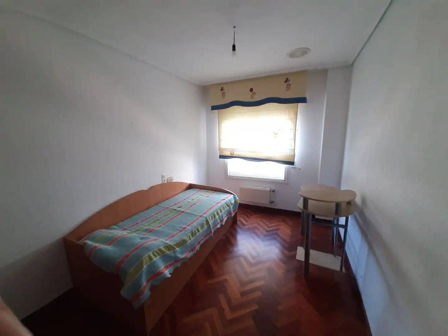 Piso de alquiler en Calle Doctor Joaquín Cotarelo, 2, Someso - Matogrande Habitación de Piso de alquiler en A Coruña Capital con Calefacción, Parquet y Trastero
