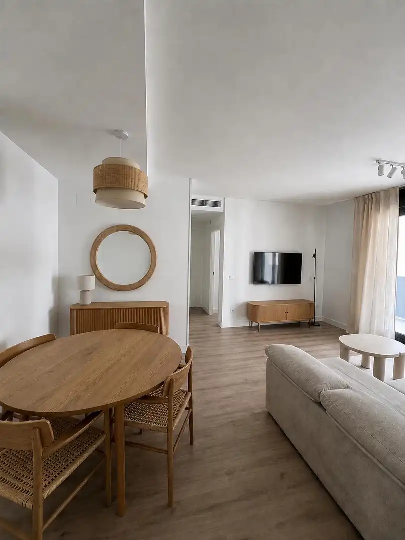 Piso de alquiler en Calle Escrit Ang Lopez de Ayala, 13e, Poniente-Sur Sala de estar de Piso de alquiler en Córdoba Capital con Aire acondicionado, Terraza y Piscina