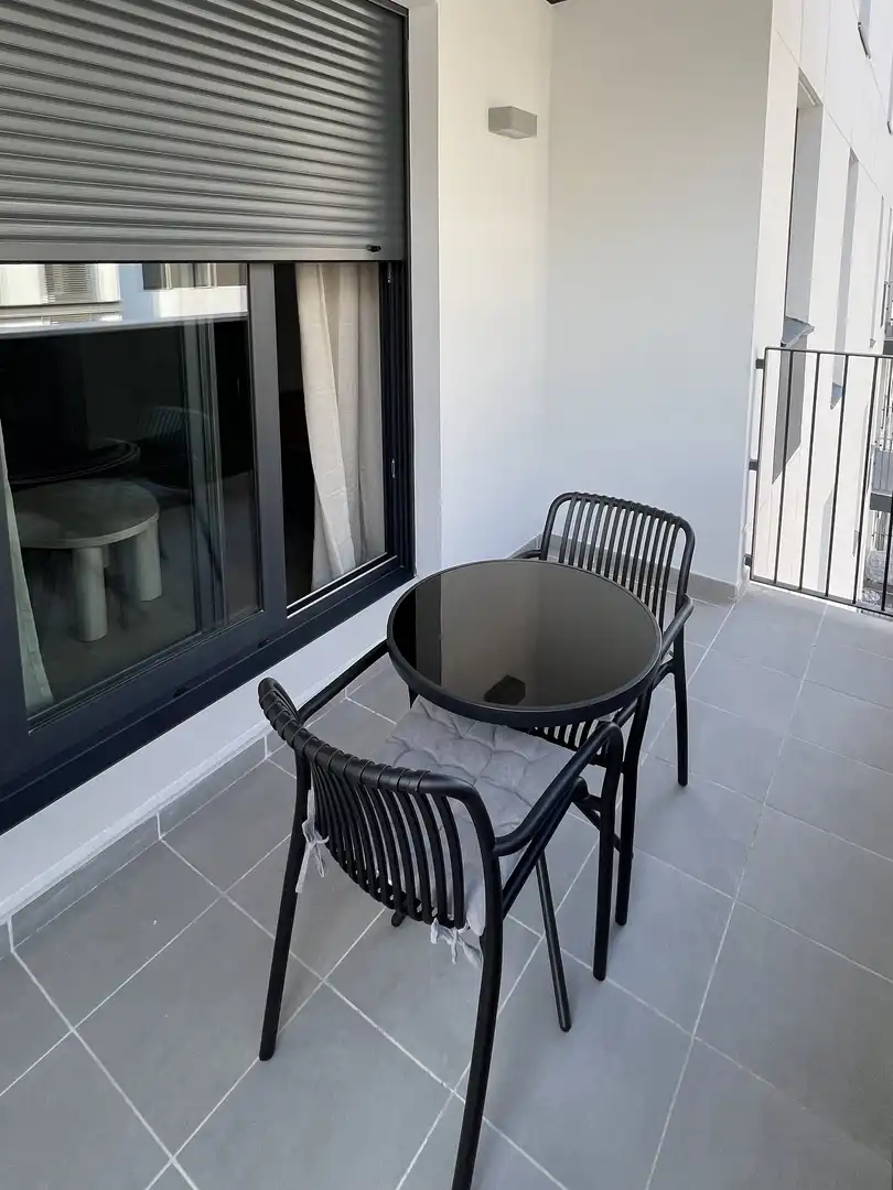 Piso de alquiler en Calle Escrit Ang Lopez de Ayala, 13e, Poniente-Sur Terraza de Piso de alquiler en Córdoba Capital con Aire acondicionado, Terraza y Piscina