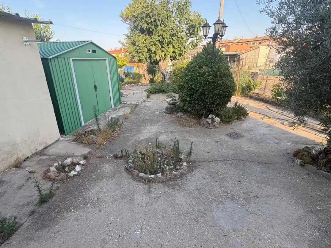 Houses for sale in Calle Tomás Díaz Vázquez, 23, Belmonte de Tajo Houses for sale in Belmonte de Tajo with Air Conditioner, Heating and Furnished