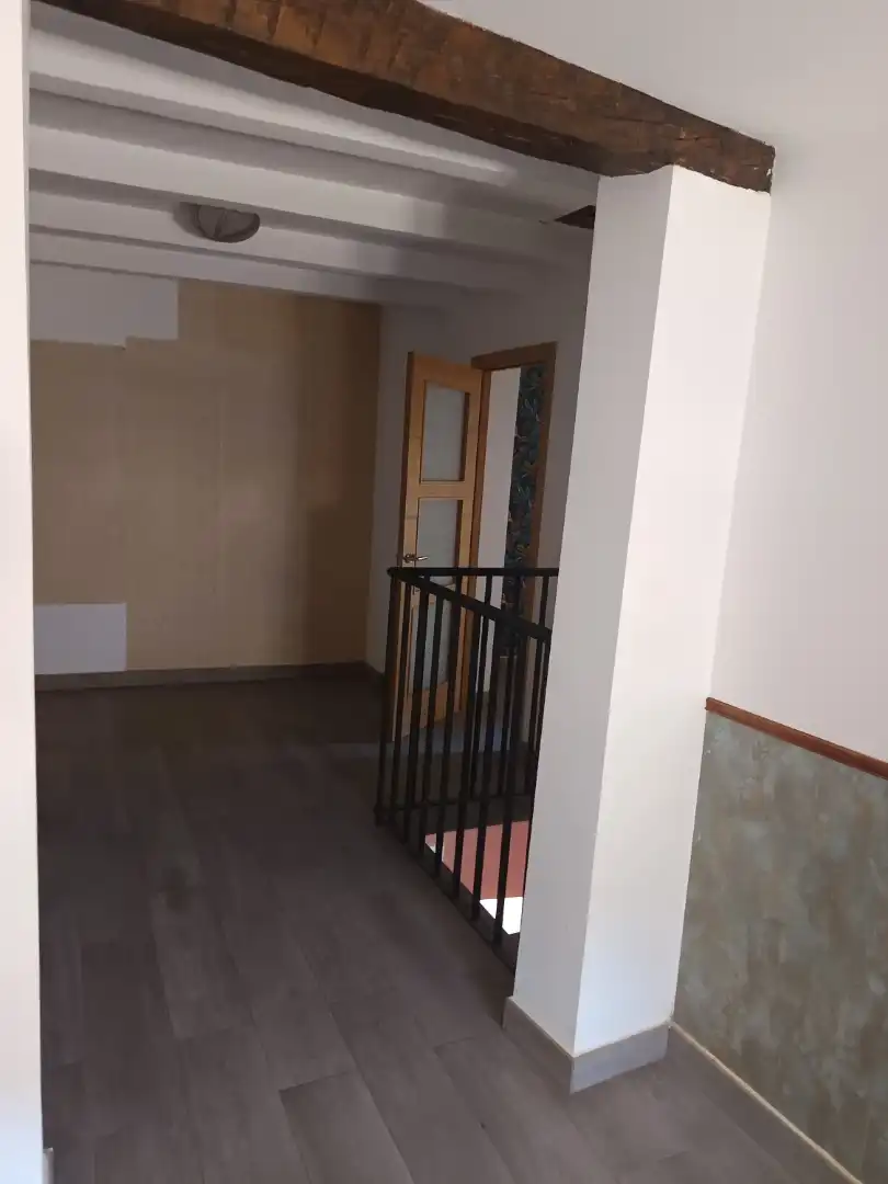 Casa adosada en venda en Arcas del Villar amb Moblat