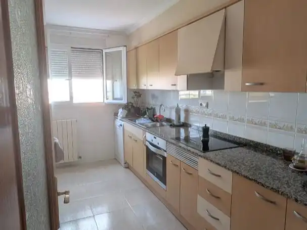 Piso en venta en Carrer Traval, 16, Casco Urbano Cocina de Piso en venta en Vinaròs con Aire acondicionado y Balcón
