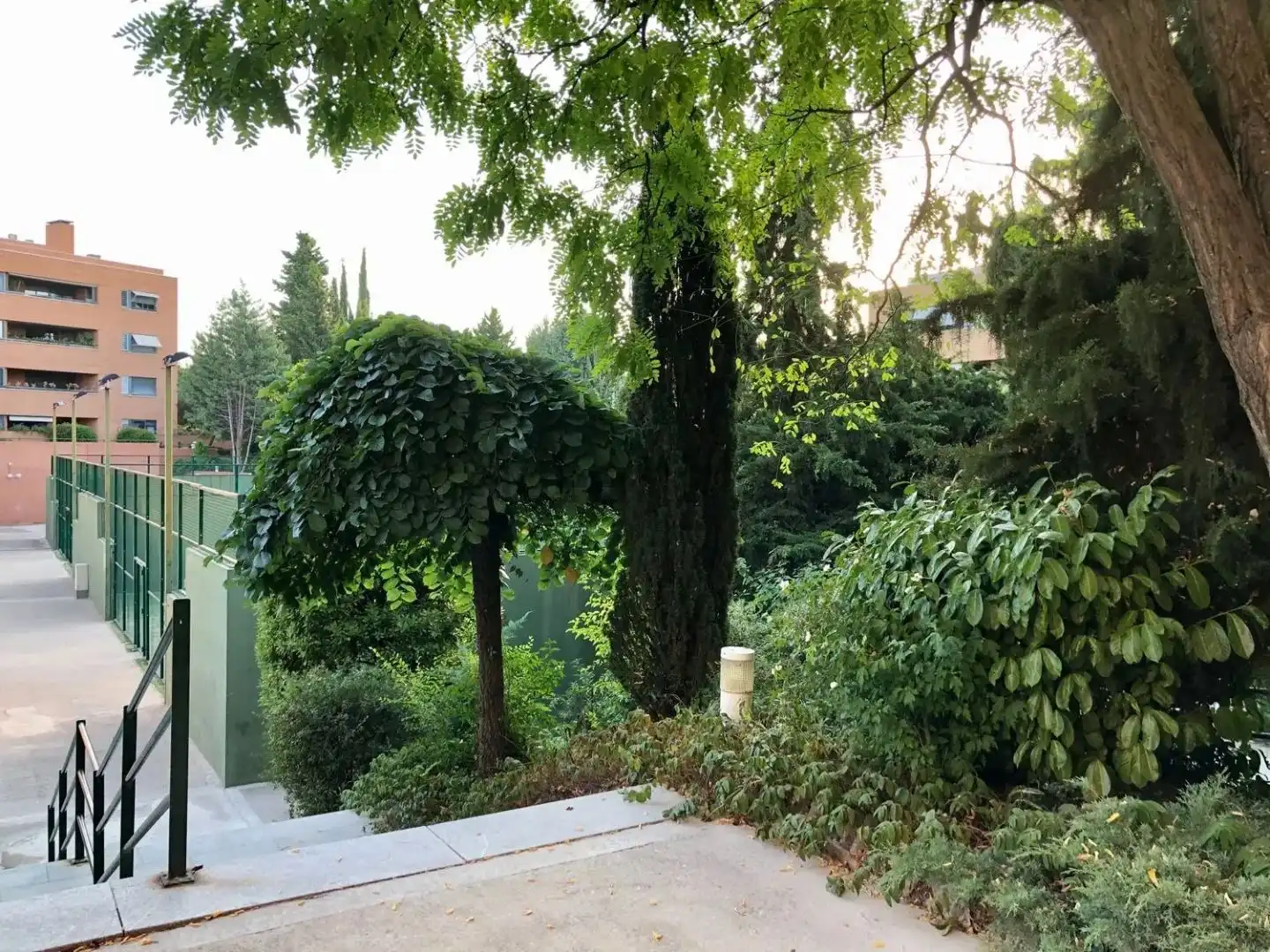Wohnung zum Verkauf in Calle Tramontana, 28, Prado de Somoaguas Garten von Wohnung zum Verkauf in Pozuelo de Alarcón mit Klimaanlage, Heizung und Parkett