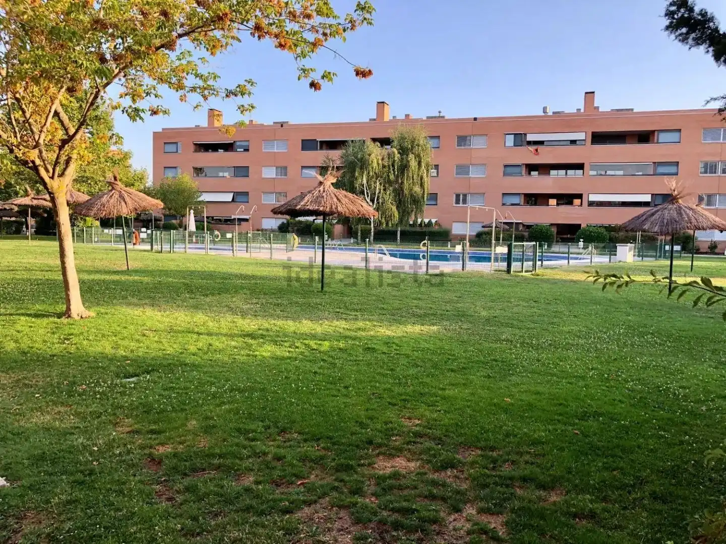 Wohnung zum Verkauf in Calle Tramontana, 28, Prado de Somoaguas Außenansicht von Wohnung zum Verkauf in Pozuelo de Alarcón mit Klimaanlage, Heizung und Parkett